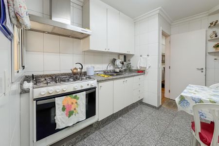Apartamento para alugar com 120m², 3 quartos e 2 vagasCozinha