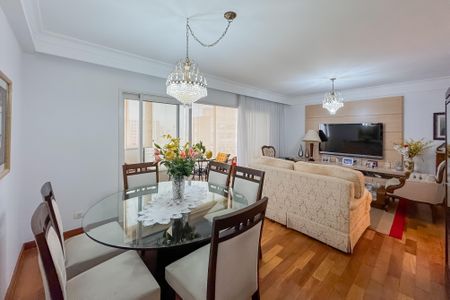 Apartamento para alugar com 120m², 3 quartos e 2 vagasSala