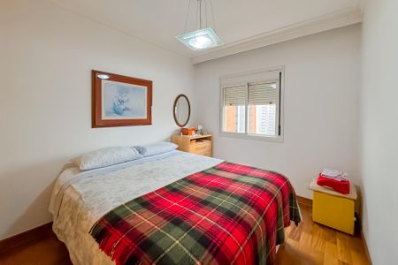 Apartamento para alugar com 120m², 3 quartos e 2 vagasQuarto 2 