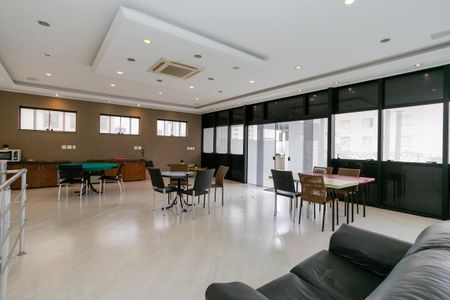 Apartamento para alugar com 50m², 1 quarto e 1 vaga Apartamento para alugar com 50m², 1 quarto e 1 vagaÁrea comum - Salão de jogos 2
