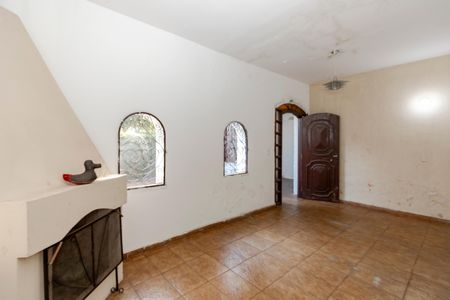 Casa à venda com 289m², 4 quartos e 2 vagasSala 