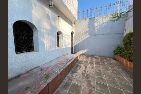 Casa à venda com 289m², 4 quartos e 2 vagasQuintal