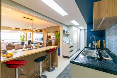 Apartamento à venda com 149m², 3 quartos e 3 vagasCozinha