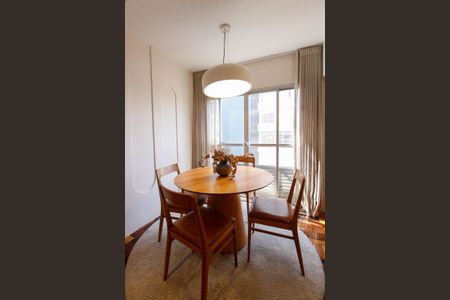 Apartamento à venda com 63m², 2 quartos e sem vagaSala