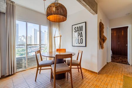 Apartamento à venda com 63m², 2 quartos e sem vagaSala/Cozinha