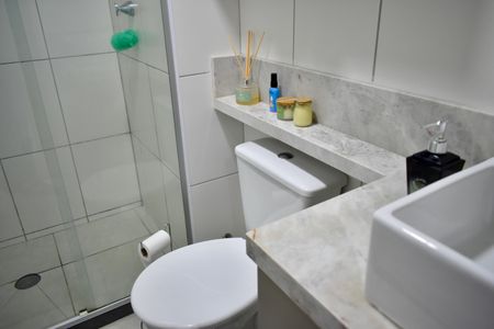 Apartamento à venda com 36m², 2 quartos e sem vaga Apartamento à venda com 36m², 2 quartos e sem vagaBanheiro