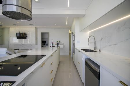 Apartamento à venda com 94m², 2 quartos e 2 vagasCozinha