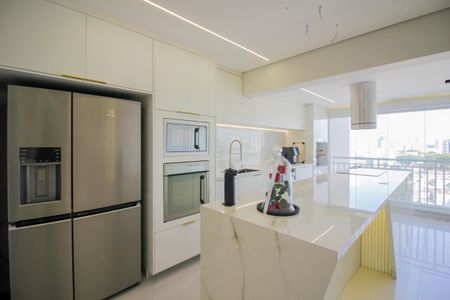 Apartamento à venda com 94m², 2 quartos e 2 vagasCozinha