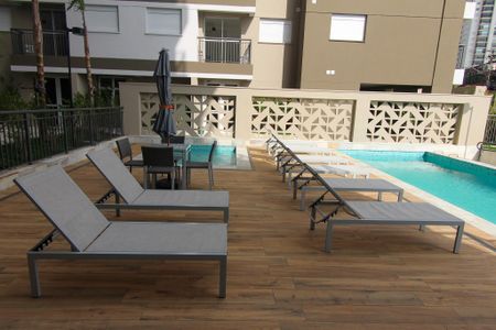 Apartamento para alugar com 39m², 2 quartos e 1 vagaÁrea comum - Piscina