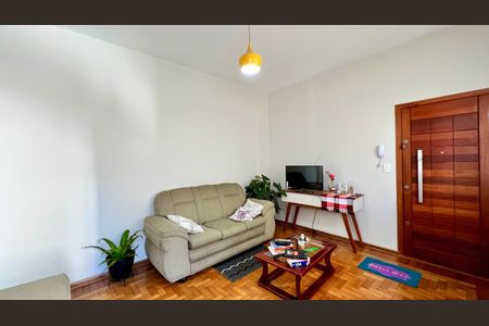 Apartamento à venda com 108m², 3 quartos e 1 vaga Apartamento à venda com 108m², 3 quartos e 1 vagaSala