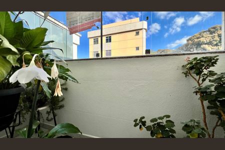 Apartamento à venda com 108m², 3 quartos e 1 vaga Apartamento à venda com 108m², 3 quartos e 1 vagaVaranda da Sala