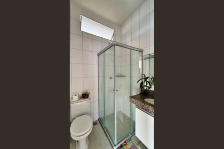 Apartamento à venda com 108m², 3 quartos e 1 vaga Apartamento à venda com 108m², 3 quartos e 1 vagaBanheir