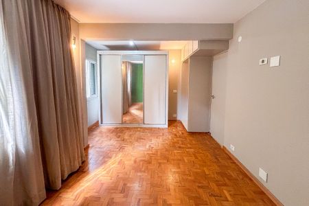 Apartamento à venda com 70m², 1 quarto e 1 vagaQuarto