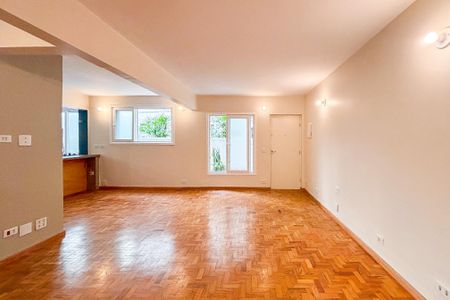 Apartamento à venda com 70m², 1 quarto e 1 vagaSala