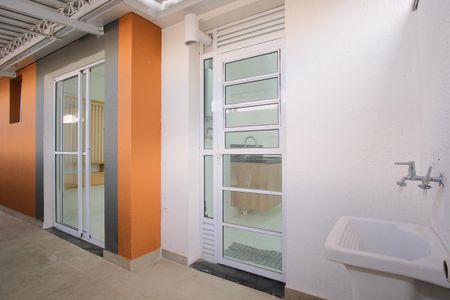 Apartamento para alugar com 61m², 2 quartos e 1 vagaÁrea de Serviço