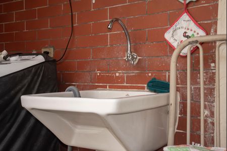 Casa à venda com 105m², 3 quartos e 2 vagasÁrea de Serviço