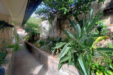 Casa à venda com 202m², 4 quartos e 1 vaga Casa à venda com 202m², 4 quartos e 1 vagaJardim