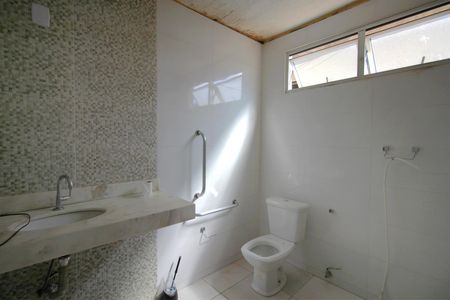 Casa à venda com 202m², 4 quartos e 1 vagaBanheiro da Suíte