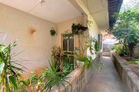 Casa à venda com 202m², 4 quartos e 1 vaga Casa à venda com 202m², 4 quartos e 1 vagaEntrada