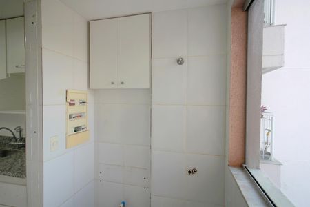 Apartamento para alugar com 85m², 3 quartos e 1 vagaÁrea de Serviço