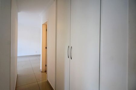Apartamento para alugar com 85m², 3 quartos e 1 vagaCorredor