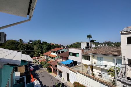 Casa de condomínio para alugar com 260m², 5 quartos e 3 vagas Casa de condomínio para alugar com 260m², 5 quartos e 3 vagasVaranda