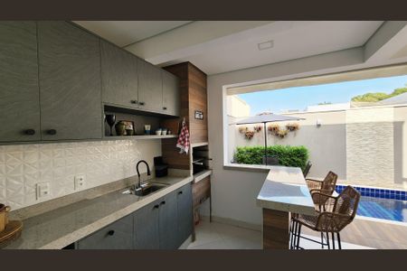 Casa de condomínio à venda com 145m², 3 quartos e 3 vagasÁrea gourmet