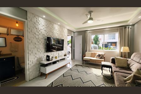 Casa de condomínio à venda com 145m², 3 quartos e 3 vagasSala