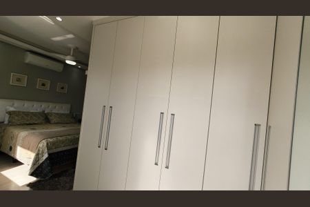 Casa de condomínio à venda com 145m², 3 quartos e 3 vagasQuarto Suíte