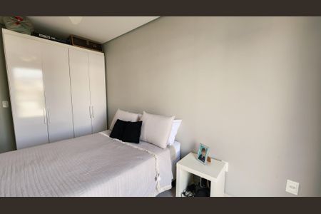 Casa de condomínio à venda com 145m², 3 quartos e 3 vagasQuarto 2