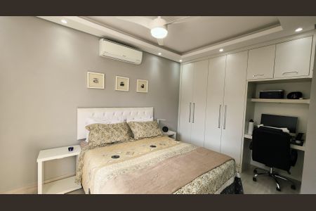 Casa de condomínio à venda com 145m², 3 quartos e 3 vagasQuarto Suíte