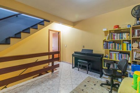 Casa à venda com 220m², 4 quartos e 2 vagas Casa à venda com 220m², 4 quartos e 2 vagasSala 2