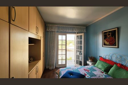 Casa à venda com 420m², 3 quartos e 4 vagas Casa à venda com 420m², 3 quartos e 4 vagasQuarto 2