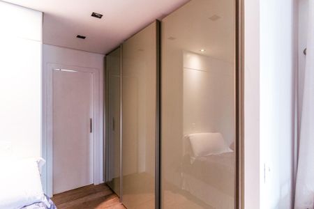 Apartamento à venda com 147m², 2 quartos e 2 vagasSuíte 2