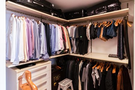 Apartamento à venda com 147m², 2 quartos e 2 vagasCloset da Suíte 1