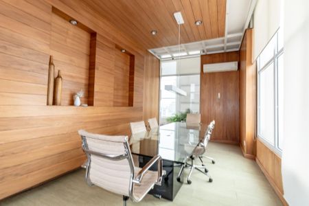 Apartamento à venda com 147m², 2 quartos e 2 vagasÁrea comum - Sala de reunião