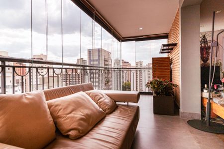 Apartamento à venda com 147m², 2 quartos e 2 vagasSacada da Sala