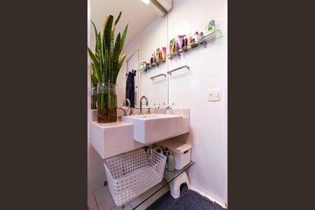 Apartamento à venda com 147m², 2 quartos e 2 vagasBanheiro da Suíte 2