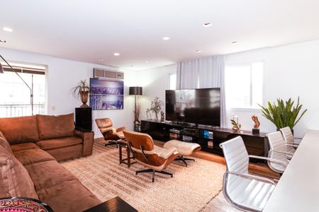 Apartamento à venda com 147m², 2 quartos e 2 vagasSala