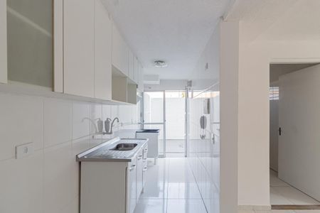 Apartamento à venda com 40m², 1 quarto e 1 vaga Apartamento à venda com 40m², 1 quarto e 1 vagaCozinha e Área de Serviço