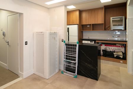 Apartamento à venda com 200m², 3 quartos e 1 vagaÁrea de Serviço