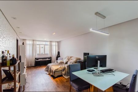 Apartamento à venda com 86m², 2 quartos e 1 vagaSala