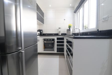 Apartamento à venda com 100m², 2 quartos e 1 vagaCozinha
