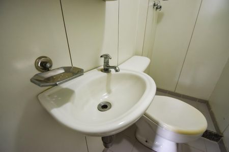 Apartamento à venda com 151m², 2 quartos e 2 vagasBanheiro de Serviço