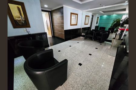 Apartamento à venda com 151m², 2 quartos e 2 vagasHall de entrada