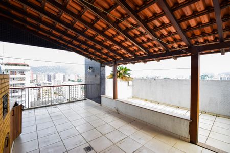 Apartamento à venda com 151m², 2 quartos e 2 vagasÁrea gourmet