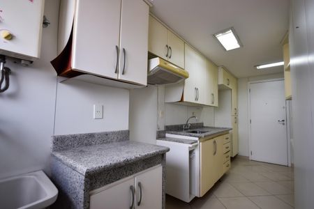Apartamento à venda com 151m², 2 quartos e 2 vagasÁrea de Serviço