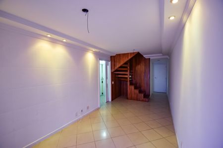 Apartamento à venda com 151m², 2 quartos e 2 vagasSala