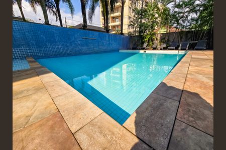 Apartamento à venda com 151m², 2 quartos e 2 vagasÁrea comum - Piscina