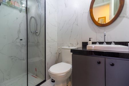 Apartamento para alugar com 64m², 2 quartos e 1 vaga Apartamento para alugar com 64m², 2 quartos e 1 vagaBanheiro da Suíte